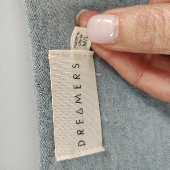 DREAMERS blue sweater V Neck size Medium Large Soft long Sleeve - Picture 5 of 8